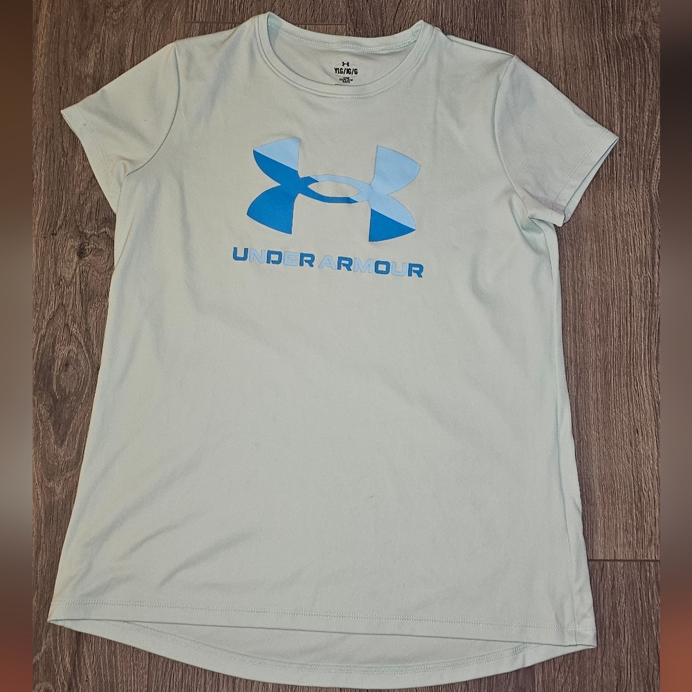 Girl's Under Armour Tshirt